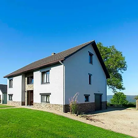 Valley View Retreat 4* Rendeux
