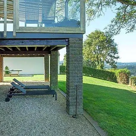 Valley View Retreat 4* Rendeux