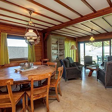 Valley View Retreat