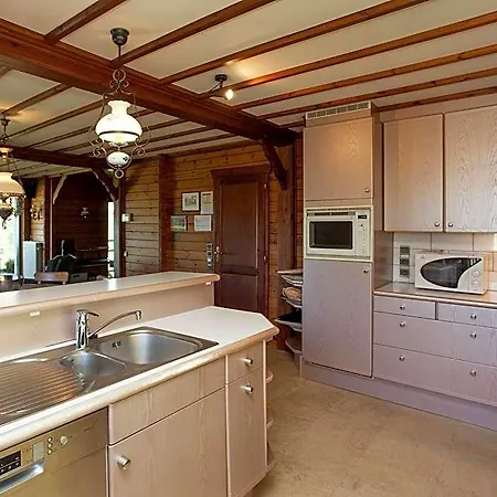 Valley View Retreat 4* Rendeux